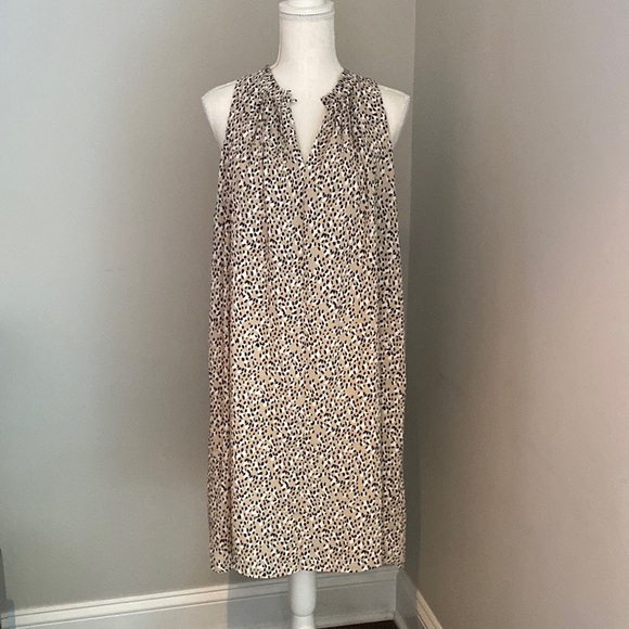 NWT Banana Republic Sleeveless V-Neck Dress - Picture 1 of 5